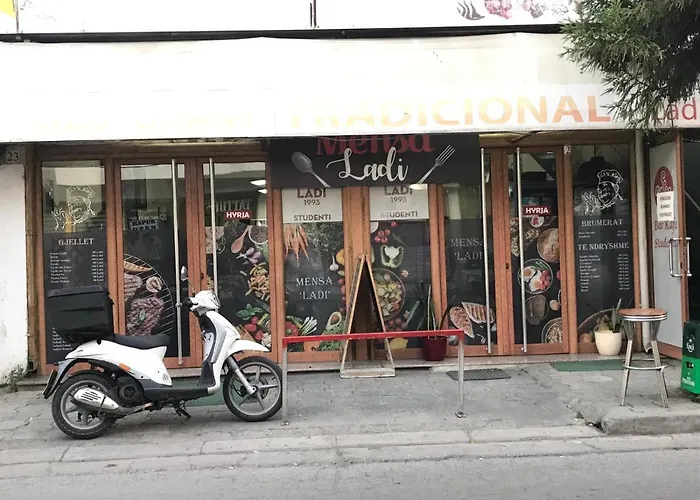 Hotel Studenti Tirana